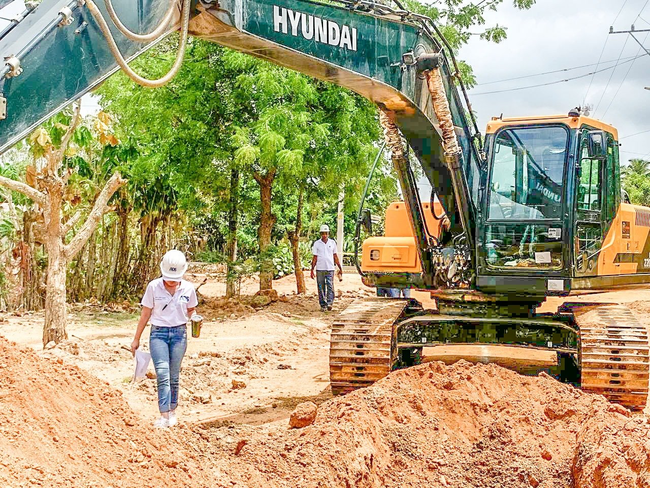 LA FASE II DEL ALCANTARILLADO EN SAN BENITO AVANZA EN UN 56 %